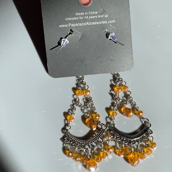 Dangle Earrings - Picture 3 of 4
